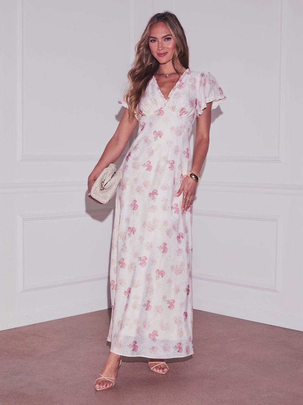 VICI Lorrie Floral Jacquard Maxi Dress – White Multi – Small – NWT